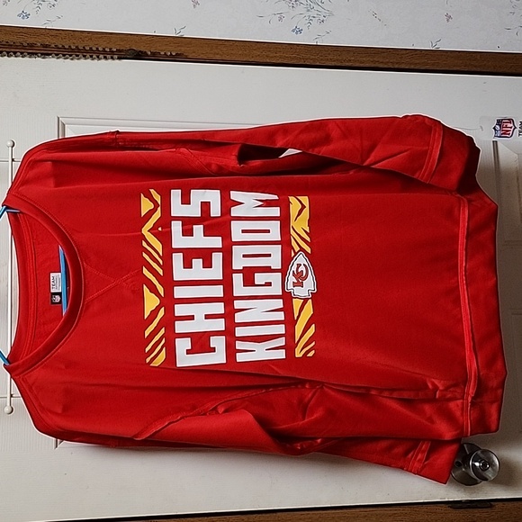 NFL Tops - KC CHIEFS sweatshirt NWT